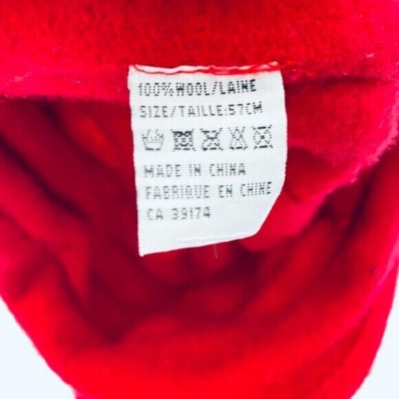 Vintage Wool Cloche Hat with Flower Accent piece 1920's/1930's Style- Red - Picture 9 of 16